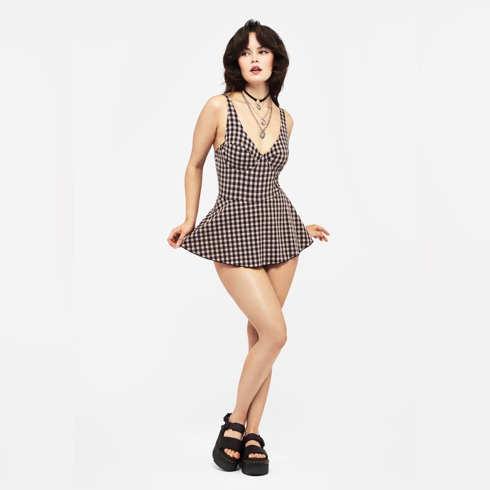 NWT Disturbia Terra Gingham Peplum Skirted Swimsuit in Pink US 12 / UK 16 - Picture 7 of 9